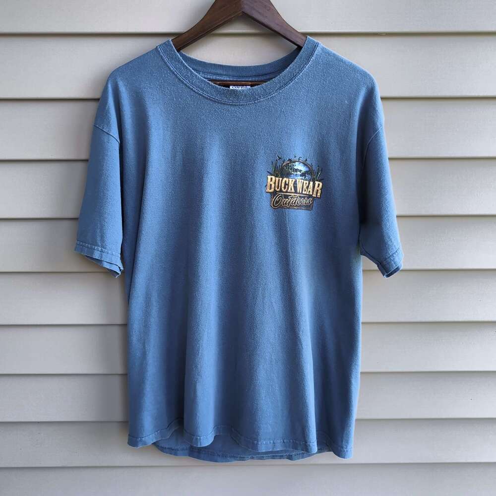 Buck Wear Outdoors T-Shirt Mens L Blue Largemouth Bass Fishing Graphic